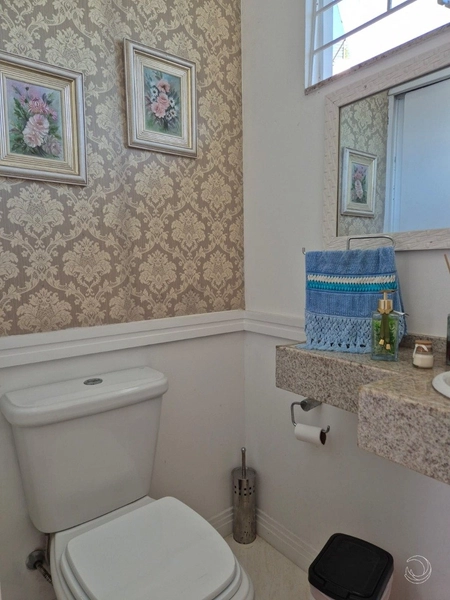 Casa em Coqueiros com 3 dormitórios, sendo 1 suíte - 195m²: 14ª foto da galeria de imagens do imóvel