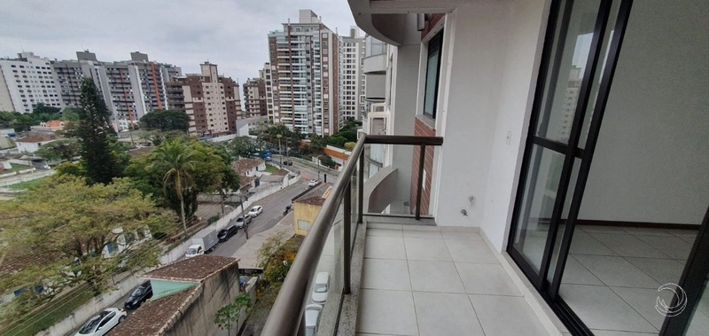 Lindo Apartamento na Agronômica com 3 dormitórios 1 suíte e 1 vaga: 5ª foto da galeria de imagens do imóvel