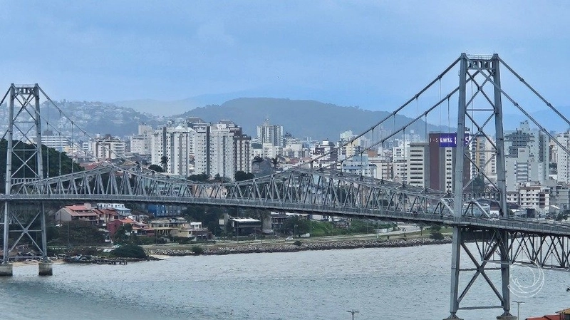 Apartamento no Centro com 3 dormitórios, sendo 1 suíte e 1 vaga: 7ª foto da galeria de imagens do imóvel