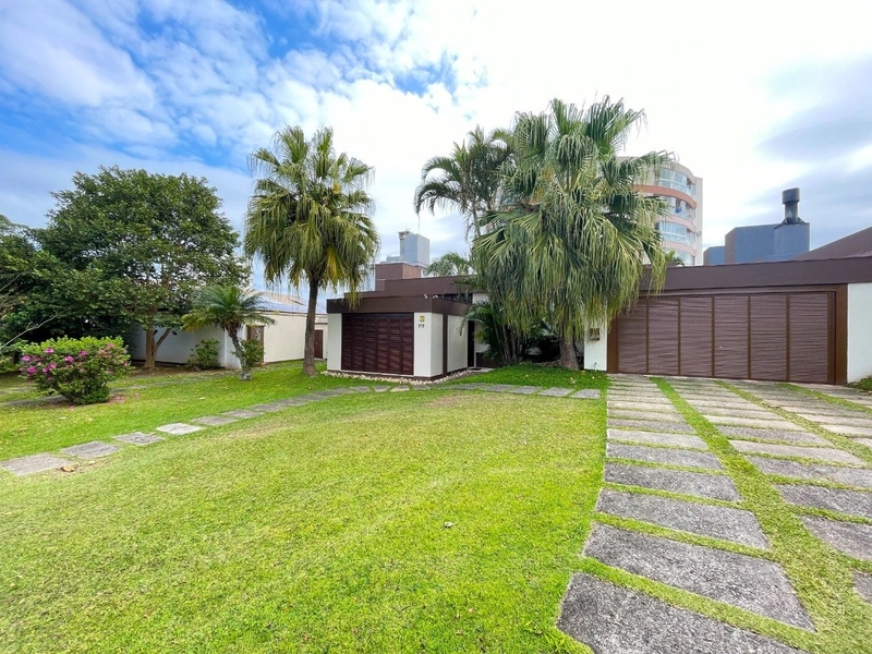 Casa no Itaguaçu a venda com 3 dormitórios 1 suíte e 2 vagas: 23ª foto da galeria de imagens do imóvel