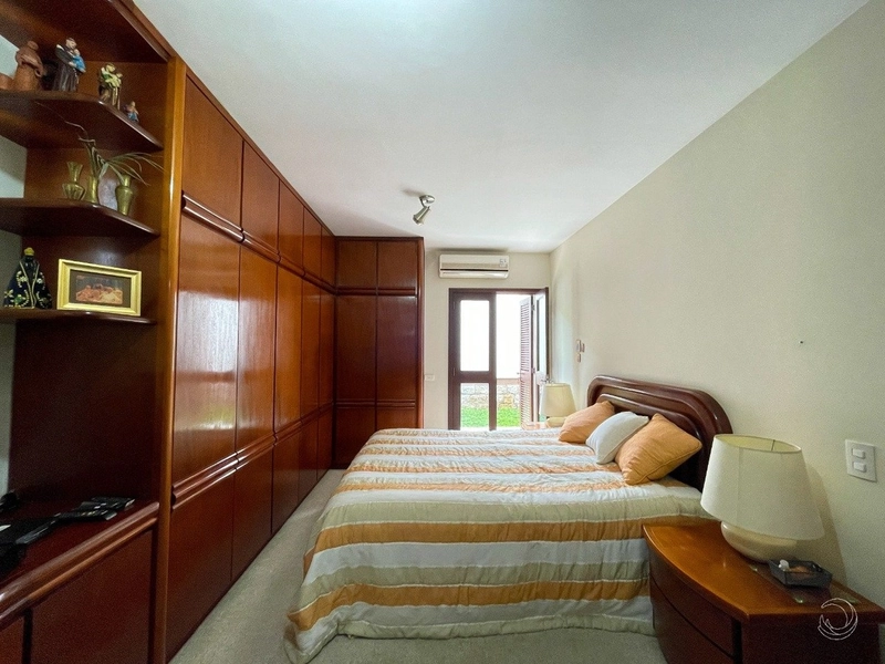 Casa no Itaguaçu a venda com 3 dormitórios 1 suíte e 2 vagas: 10ª foto da galeria de imagens do imóvel
