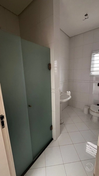 Casa em Jurerê Internacional com 04 dormitórios, sendo 04 suítes: 7ª foto da galeria de imagens do imóvel