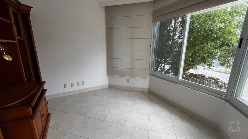Casa em Jurerê Internacional com 04 dormitórios, sendo 04 suítes: 6ª foto da galeria de imagens do imóvel