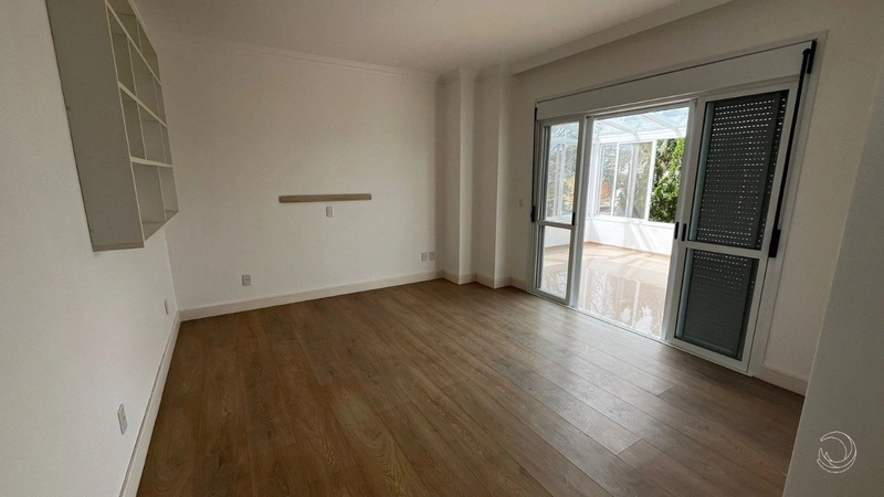 Casa em Jurerê Internacional com 04 dormitórios, sendo 04 suítes: 29ª foto da galeria de imagens do imóvel