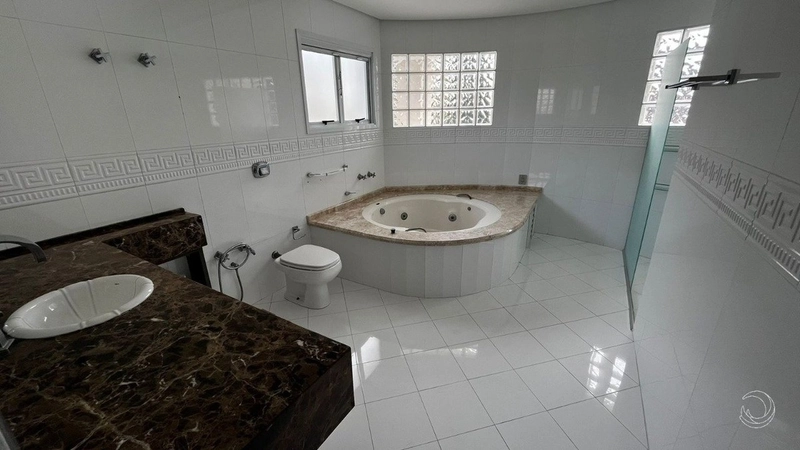 Casa em Jurerê Internacional com 04 dormitórios, sendo 04 suítes: 22ª foto da galeria de imagens do imóvel