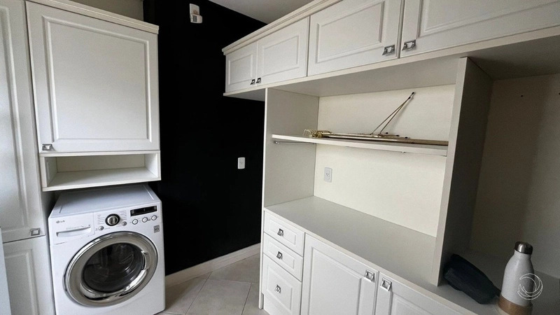 Casa em Jurerê Internacional com 04 dormitórios, sendo 04 suítes: 11ª foto da galeria de imagens do imóvel