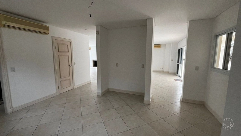 Casa em Jurerê Internacional com 04 dormitórios, sendo 04 suítes: 14ª foto da galeria de imagens do imóvel