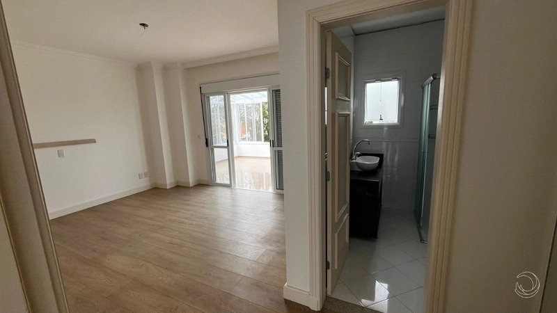 Casa em Jurerê Internacional com 04 dormitórios, sendo 04 suítes: 28ª foto da galeria de imagens do imóvel