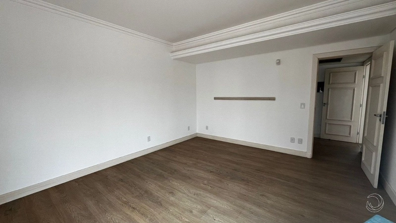 Casa em Jurerê Internacional com 04 dormitórios, sendo 04 suítes: 31ª foto da galeria de imagens do imóvel