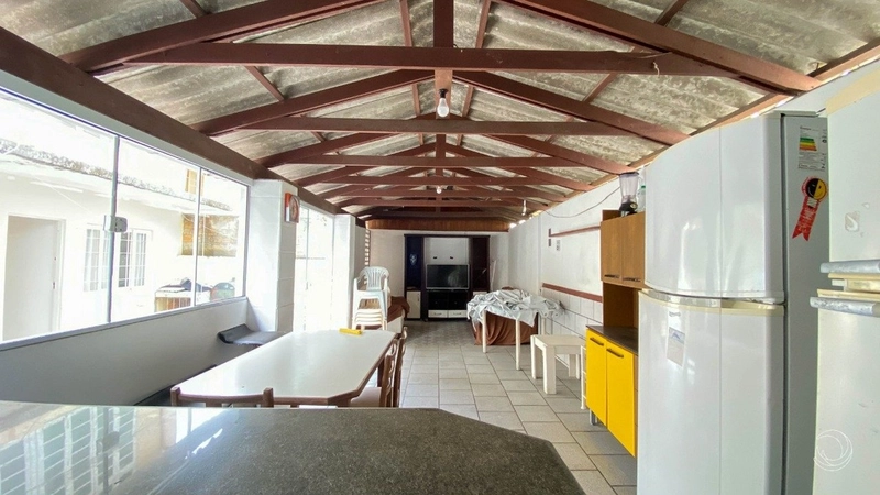 Casa na Trindade com 10 dormitórios 1 suíte e 4 vagas: 7ª foto da galeria de imagens do imóvel