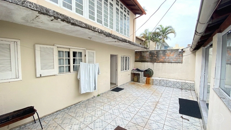Casa na Trindade com 10 dormitórios 1 suíte e 4 vagas: 10ª foto da galeria de imagens do imóvel