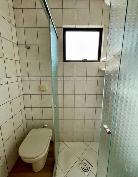 Apartamento em Coqueiros com 2 dormitórios 1 suíte e 2 vagas: 13ª foto da galeria de imagens do imóvel