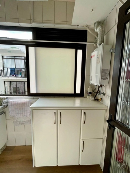 Apartamento em Coqueiros com 2 dormitórios 1 suíte e 2 vagas: 9ª foto da galeria de imagens do imóvel