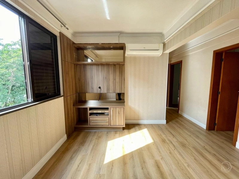 Apartamento em Coqueiros com 2 dormitórios 1 suíte e 2 vagas: 12ª foto da galeria de imagens do imóvel