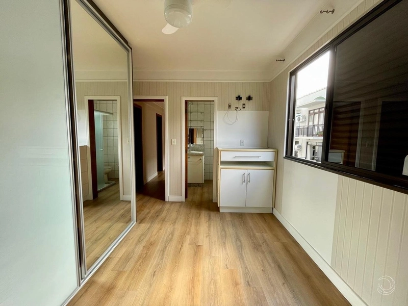 Apartamento em Coqueiros com 2 dormitórios 1 suíte e 2 vagas: 14ª foto da galeria de imagens do imóvel