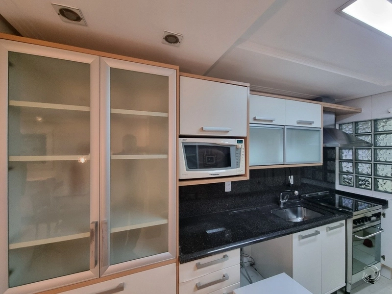 Apartamento na Beira Mar com 3 suítes e 1 vaga de garagem: 13ª foto da galeria de imagens do imóvel