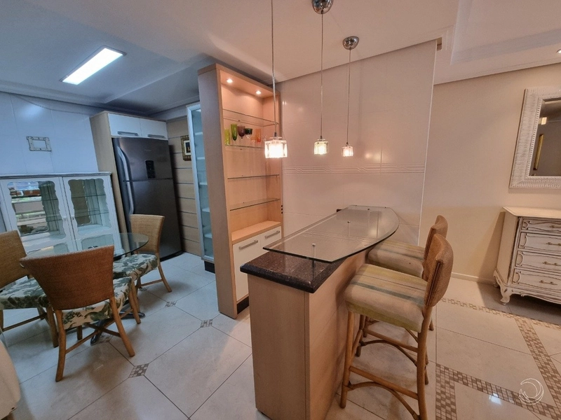 Apartamento na Beira Mar com 3 suítes e 1 vaga de garagem: 15ª foto da galeria de imagens do imóvel