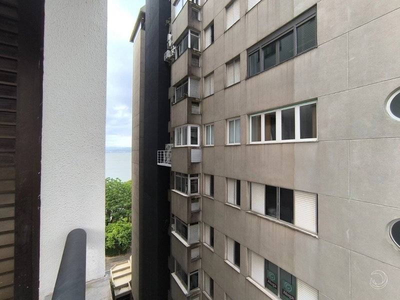 Apartamento na Beira Mar mobiliado com 1 dormitórios e 1 vaga: 22ª foto da galeria de imagens do imóvel