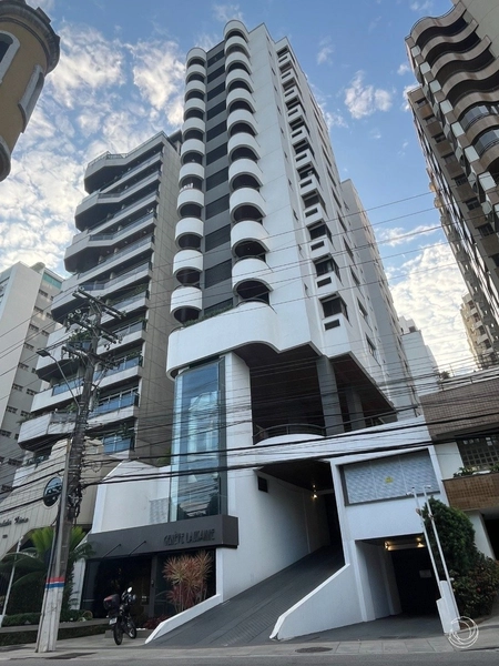 Apartamento na Beira Mar mobiliado com 1 dormitórios e 1 vaga: 29ª foto da galeria de imagens do imóvel