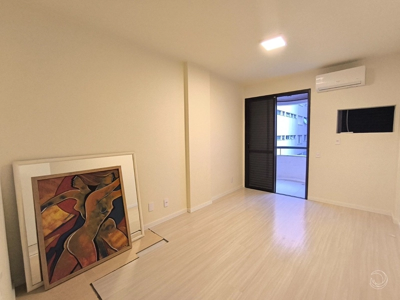 Apartamento na Beira Mar mobiliado com 1 dormitórios e 1 vaga: 6ª foto da galeria de imagens do imóvel