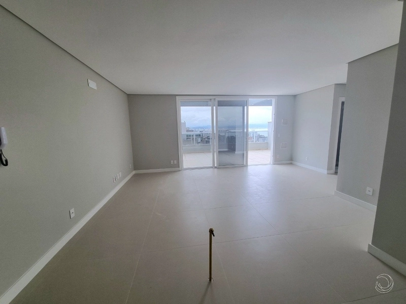 Apartamento no Centro com 3 dormitórios 1 suíte e 2 vagas de garagem: 4ª foto da galeria de imagens do imóvel