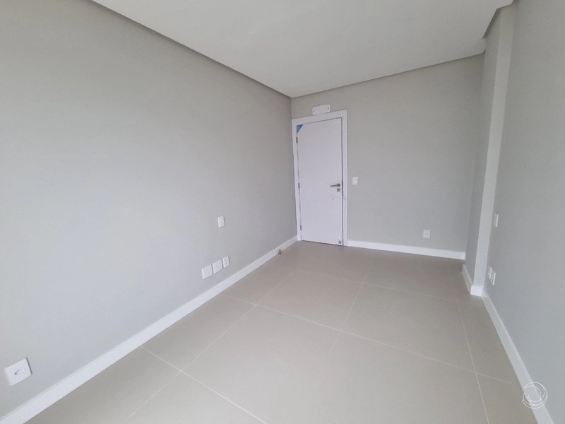 Apartamento no Centro com 3 dormitórios 1 suíte e 2 vagas de garagem: 10ª foto da galeria de imagens do imóvel