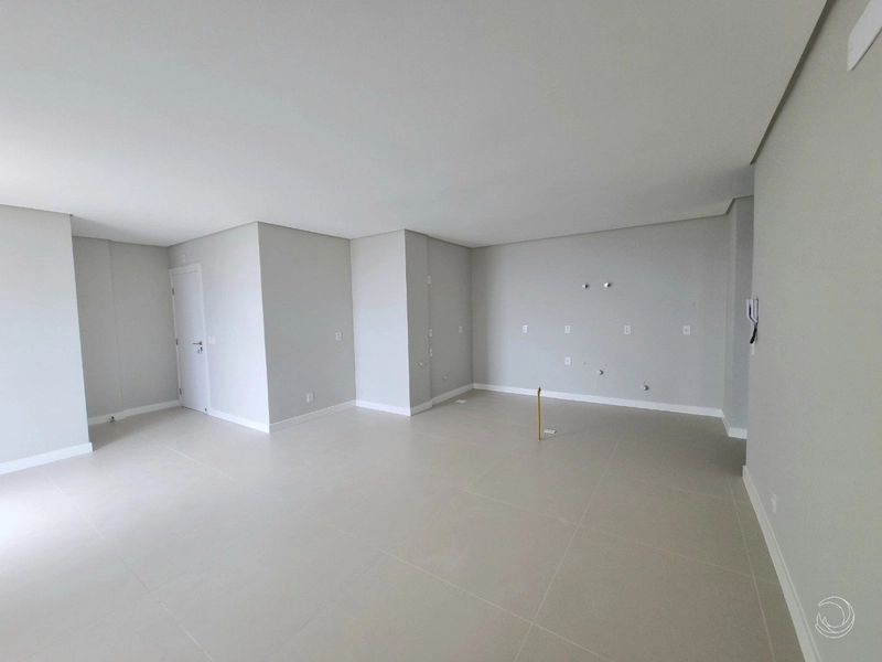 Apartamento no Centro com 3 dormitórios 1 suíte e 2 vagas de garagem: 3ª foto da galeria de imagens do imóvel