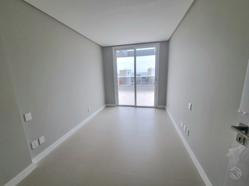 Apartamento no Centro com 3 dormitórios 1 suíte e 2 vagas de garagem: 9ª foto da galeria de imagens do imóvel