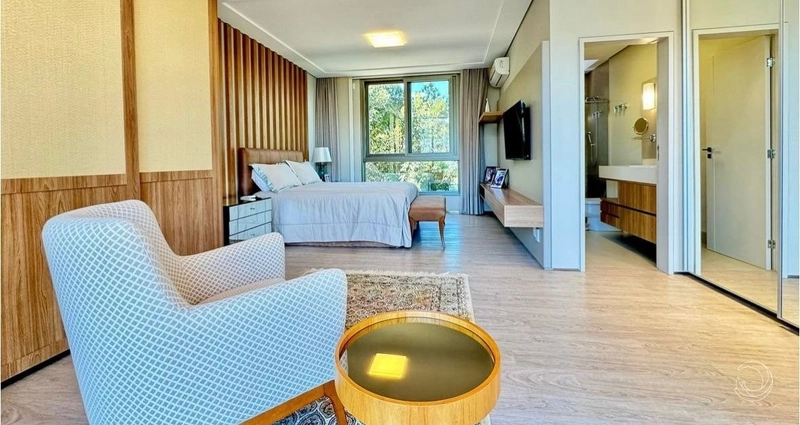 Linda Casa em Cacupé em Condomínio fechado com 4 suítes - 488 m²: 6ª foto da galeria de imagens do imóvel