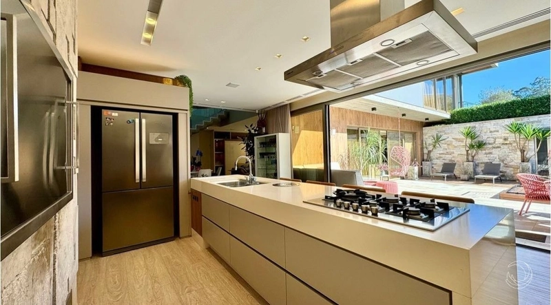 Linda Casa em Cacupé em Condomínio fechado com 4 suítes - 488 m²: 18ª foto da galeria de imagens do imóvel