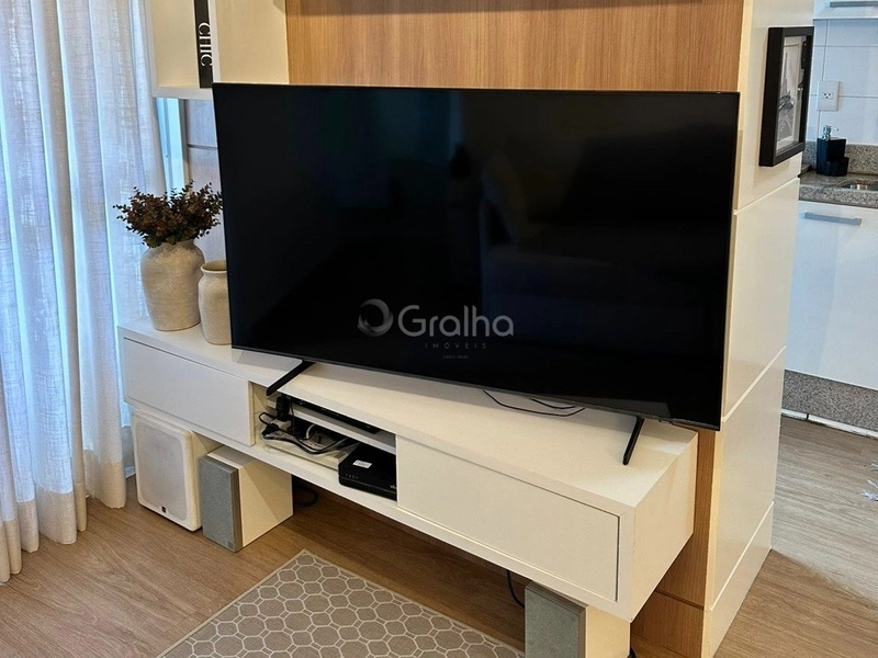 Apartamento no Itacorubi com 2 dormitórios, sendo 1 suíte e 1 vaga: 5ª foto da galeria de imagens do imóvel