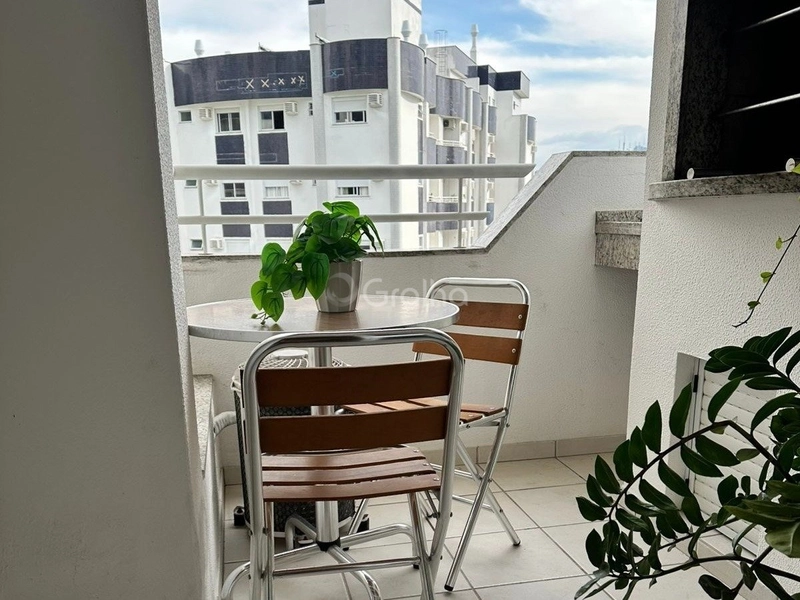 Apartamento no Itacorubi com 2 dormitórios, sendo 1 suíte e 1 vaga: 10ª foto da galeria de imagens do imóvel