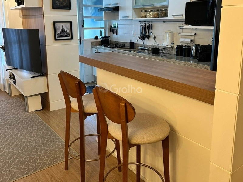Apartamento no Itacorubi com 2 dormitórios, sendo 1 suíte e 1 vaga: 6ª foto da galeria de imagens do imóvel