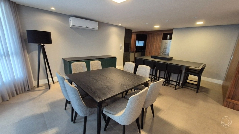 Apartamento no centro com 3 dormitórios 2 suítes e 2 vagas - 215 m²: 26ª foto da galeria de imagens do imóvel