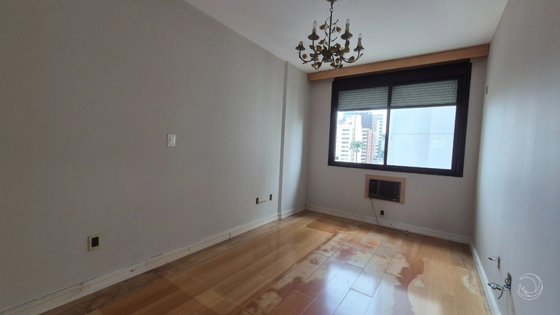 Apartamento no centro com 3 dormitórios 2 suítes e 2 vagas - 215 m²: 27ª foto da galeria de imagens do imóvel
