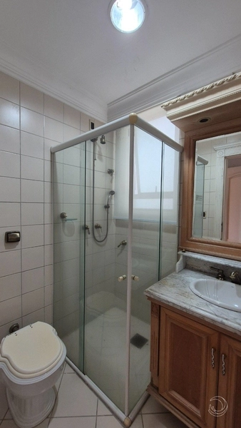 Apartamento no centro com 3 dormitórios 2 suítes e 2 vagas - 215 m²: 18ª foto da galeria de imagens do imóvel