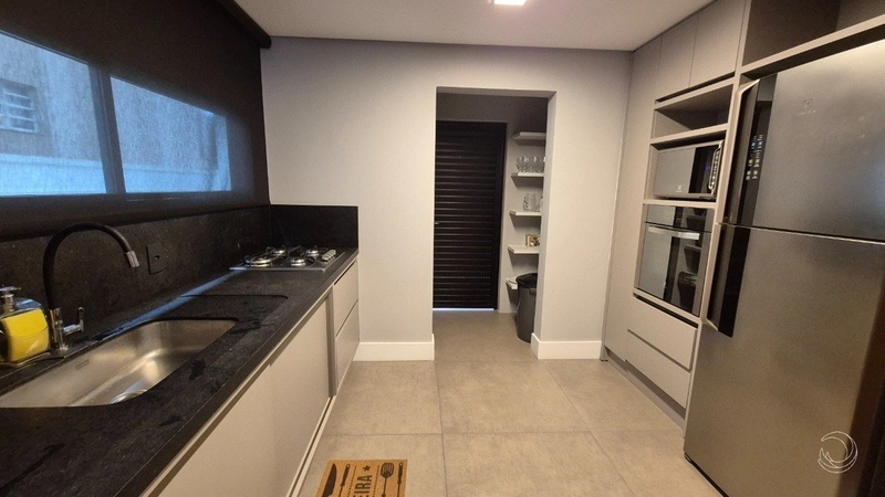 Apartamento no centro com 3 dormitórios 2 suítes e 2 vagas - 215 m²: 19ª foto da galeria de imagens do imóvel