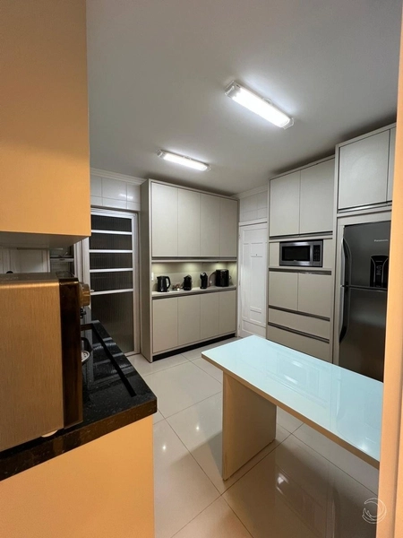 Apartamento no Centro com 3 dormitórios, sendo 1 suíte e 1 vaga: 3ª foto da galeria de imagens do imóvel