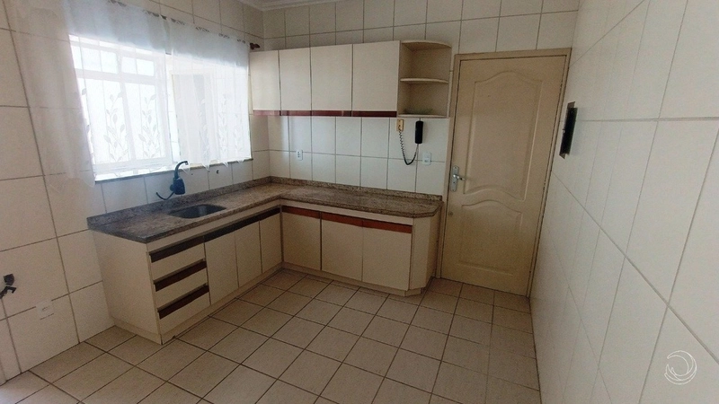 Apartamento em coqueiros com 03 dormitórios, sendo 01 suíte e 1 vaga: 17ª foto da galeria de imagens do imóvel