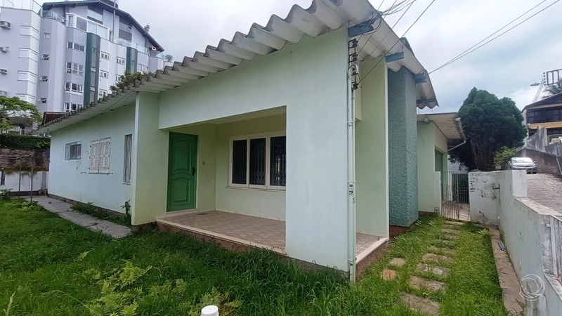 Casa à venda no bairro João Paulo, com 252 m² de área construída.: 1ª foto da galeria de imagens do imóvel