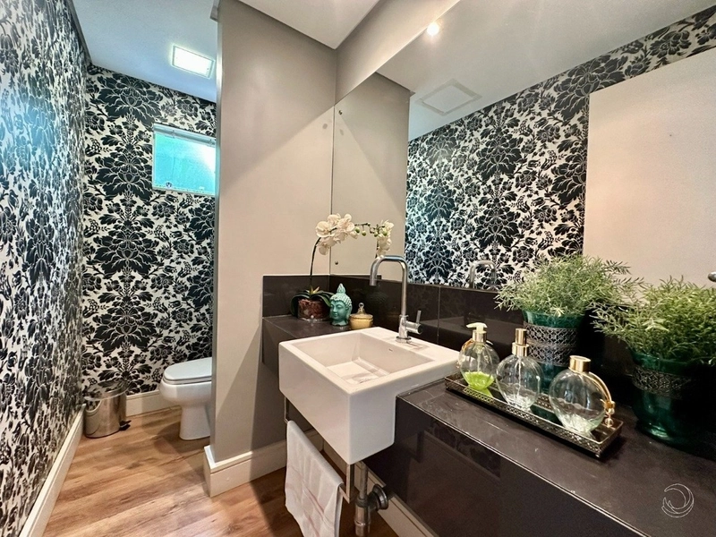 Casa a venda no Canto com 3 suítes e 2 vagas: 8ª foto da galeria de imagens do imóvel
