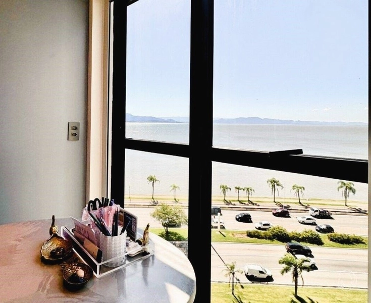 Apartamento na Agronômica com 3 dormitórios, sendo 3 suítes e 2 vagas: 24ª foto da galeria de imagens do imóvel