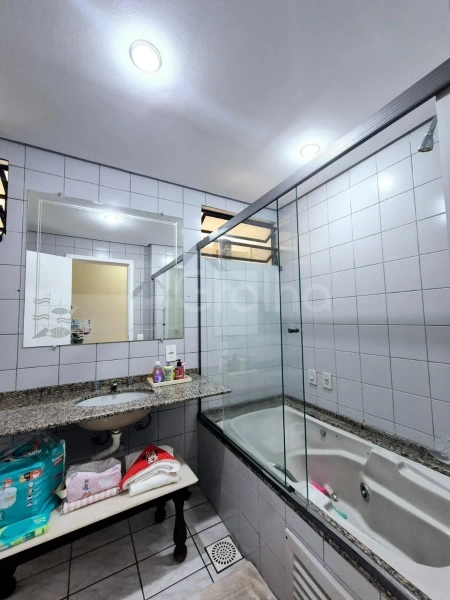 Apartamento na Agronômica com 3 dormitórios, sendo 1 suíte e 2 vagas: 23ª foto da galeria de imagens do imóvel