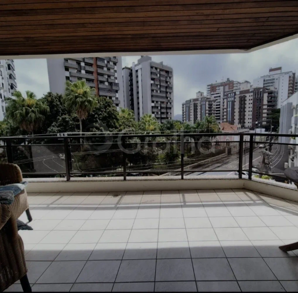 Apartamento na Agronômica com 3 dormitórios, sendo 1 suíte e 2 vagas: 3ª foto da galeria de imagens do imóvel