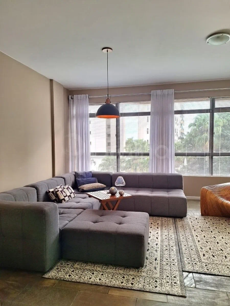 Apartamento na Agronômica com 3 dormitórios, sendo 1 suíte e 2 vagas: 4ª foto da galeria de imagens do imóvel