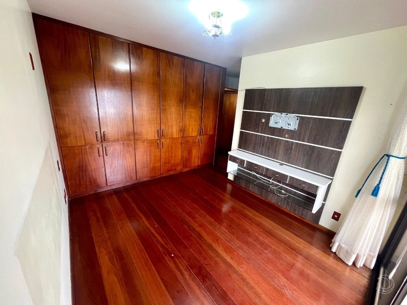 Apartamento na agronômica com 3 dormitórios, sendo 1 suíte e 2 vagas: 10ª foto da galeria de imagens do imóvel