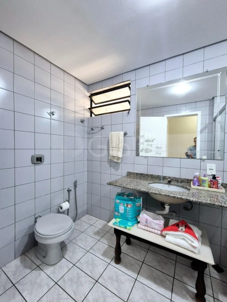 Apartamento na Agronômica com 3 dormitórios, sendo 1 suíte e 2 vagas: 16ª foto da galeria de imagens do imóvel