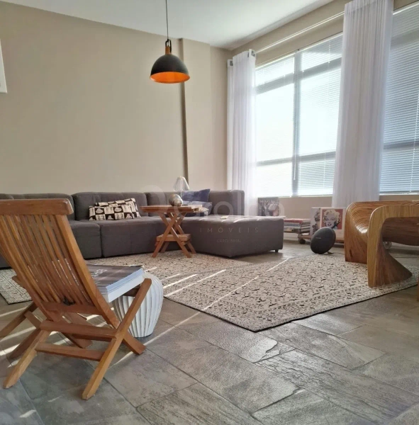 Apartamento na Agronômica com 3 dormitórios, sendo 1 suíte e 2 vagas: 5ª foto da galeria de imagens do imóvel