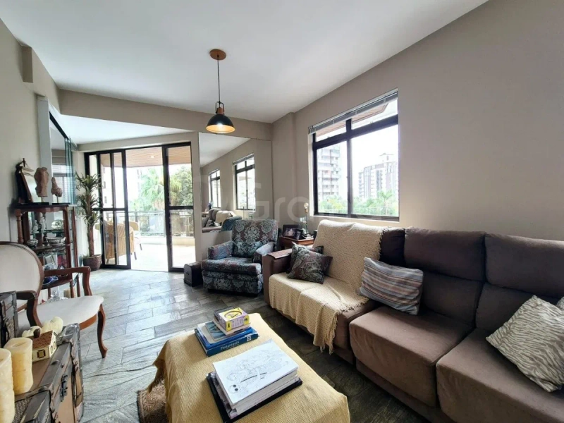 Apartamento na Agronômica com 3 dormitórios, sendo 1 suíte e 2 vagas: 7ª foto da galeria de imagens do imóvel