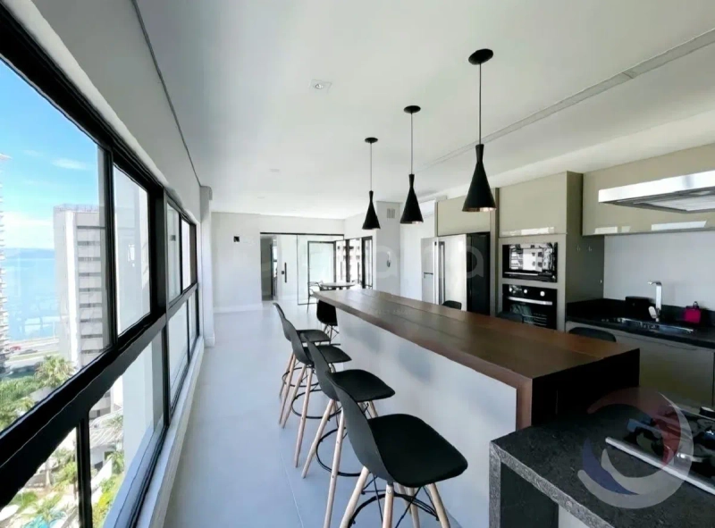 Apartamento na Agronômica com 3 dormitórios, sendo 1 suíte e 2 vagas: 28ª foto da galeria de imagens do imóvel